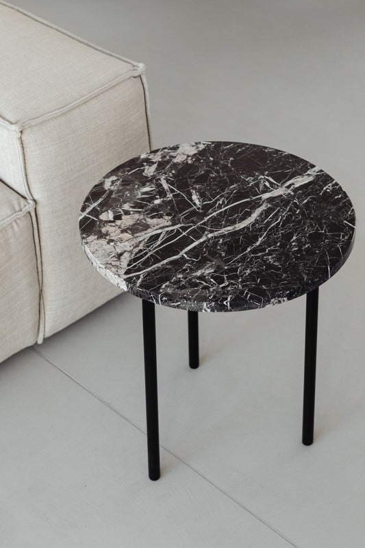 Aurelio Table